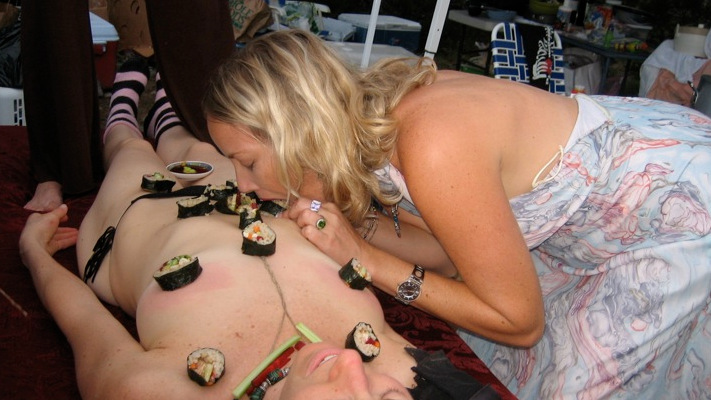 Nyotaimori